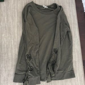 Green Sweatshirt with detailed sleeves